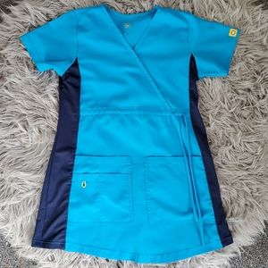 WonderWink Maternity Scrub Top